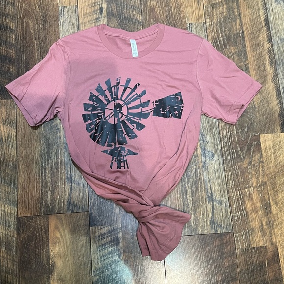 Pink‎ women’s windmill Graphic T-Shirt - Picture 1 of 4
